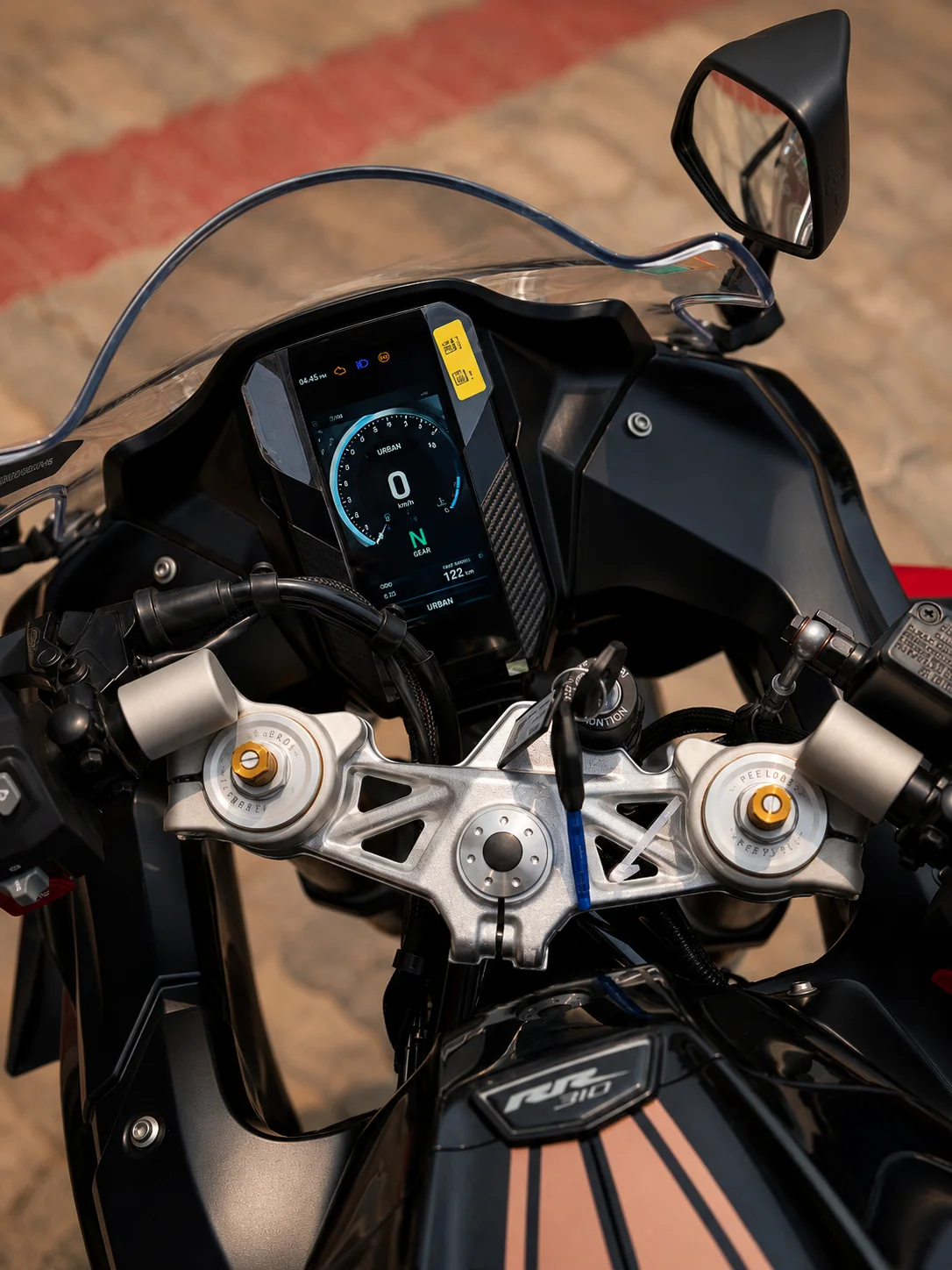 TVS Apache RR 310 gallery highlight shot
